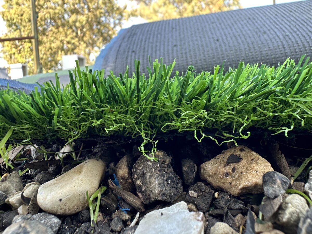 דשא סינטטי ״קולוסאום״ רוחב 4 מטר גובה 38 מ״מ