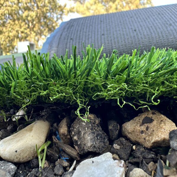 דשא סינטטי ״קולוסאום״ רוחב 5 מטר גובה 38 מ״מ